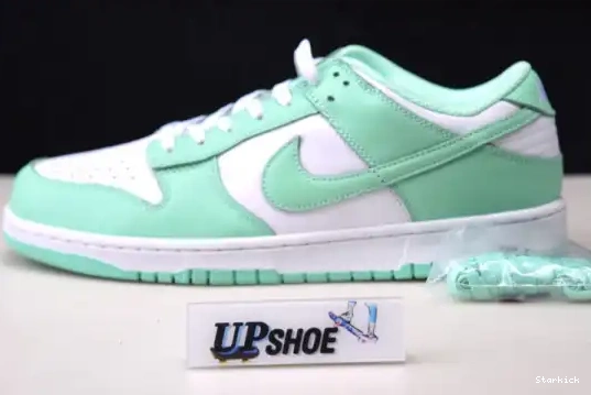DD1503-105 Glow (W) Low Green Nike Dunk 0704